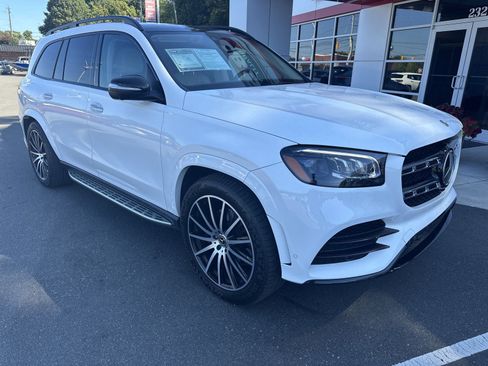 Used 2023 Mercedes-Benz GLS 450 4MATIC image 2