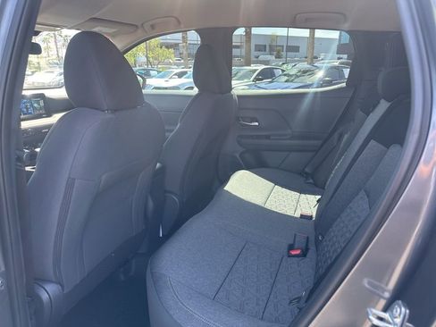 Used 2026 Nissan Kicks SV image 8