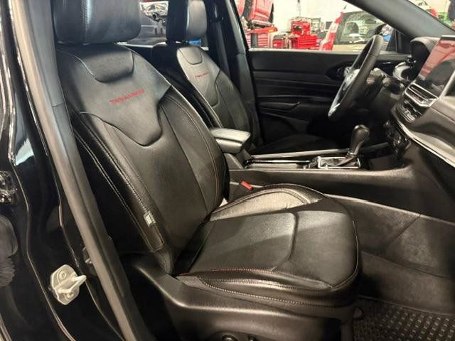 Certified 2025 Jeep Compass Trailhawk w/ Trailhawk Elite Group AWD/4WD image 13