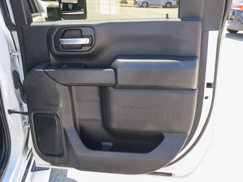 Used 2022 Chevrolet Silverado 2500 LT w/ Convenience Package AWD/4WD image 18