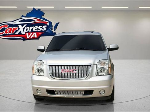 Used 2014 GMC Yukon XL Denali AWD/4WD image 7