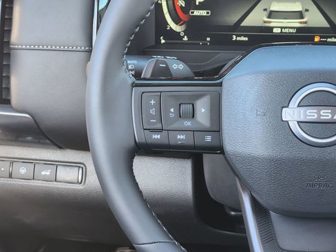 New 2026 Nissan Pathfinder SL image 25