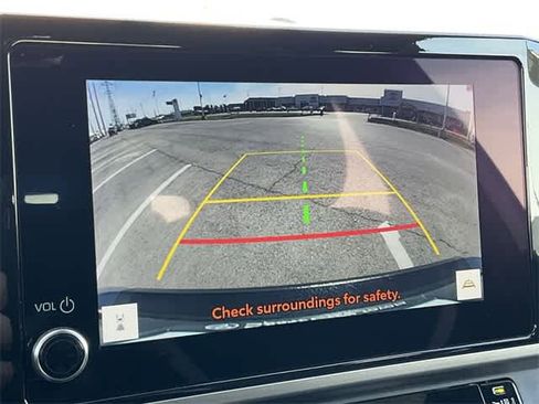 Certified 2025 Toyota Camry SE image 21