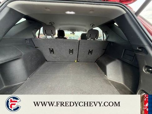 Used 2018 Chevrolet Equinox LT image 18