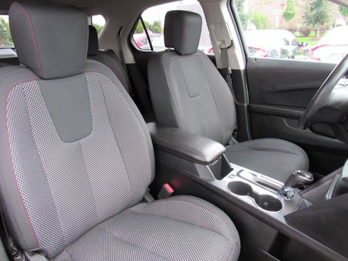 Used 2017 Chevrolet Equinox LT AWD/4WD image 31