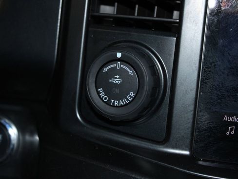 Used 2024 Ford F250 Lariat w/ Lariat Ultimate Package image 50