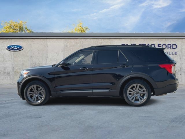 Used 2023 Ford Explorer XLT w/ Equipment Group 202A RWD image 5