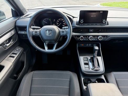 Used 2025 Honda CR-V Sport image 5