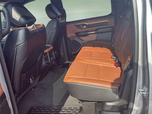 Used 2022 RAM 1500 Limited w/ Body Color Bumper Group image 31