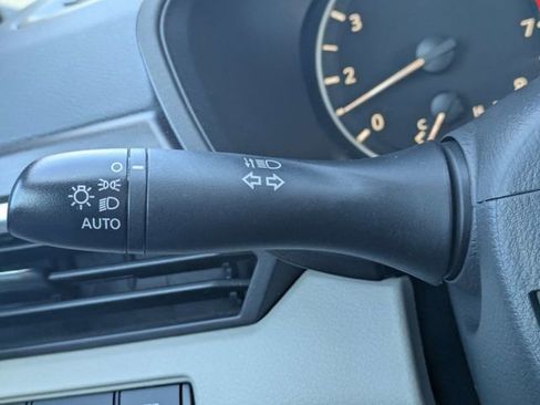 Used 2025 Nissan Altima 2.5 SV image 25