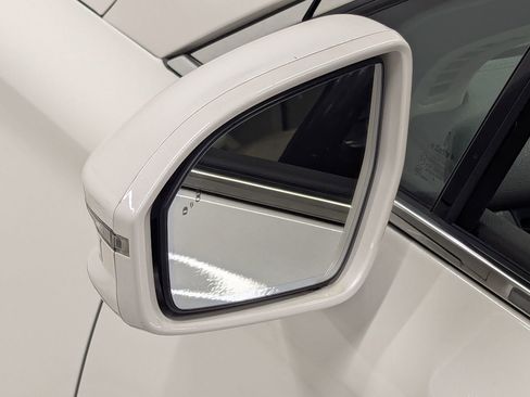 Used 2019 Lincoln MKC Reserve w/ MKC Climate Package image 32