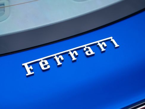 Used 2016 Ferrari F12 Berlinetta RWD image 25