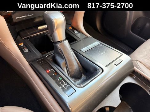 Used 2023 Lexus GX 460 Premium w/ Premium Package image 22