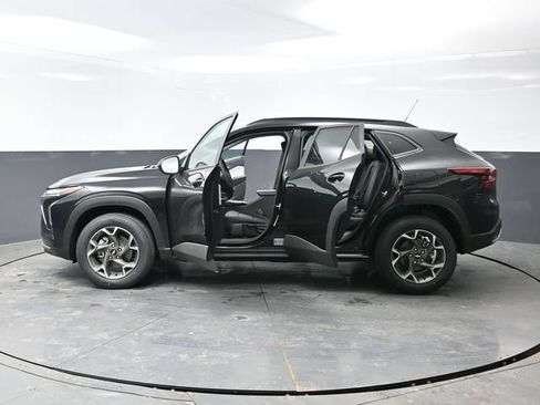 New 2026 Chevrolet Trax LT w/ Driver Confidence Package FWD image 49
