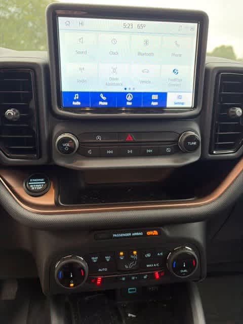 Used 2022 Ford Bronco Sport Outer Banks w/ Tech Package AWD/4WD image 17