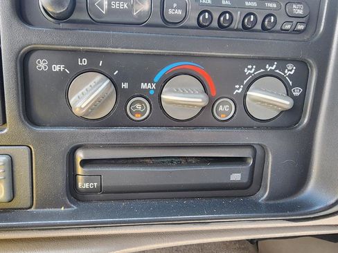 Used 1997 Chevrolet Silverado 1500 4x4 Extended Cab image 18