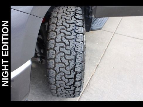 Used 2023 RAM 1500 Laramie AWD/4WD image 13
