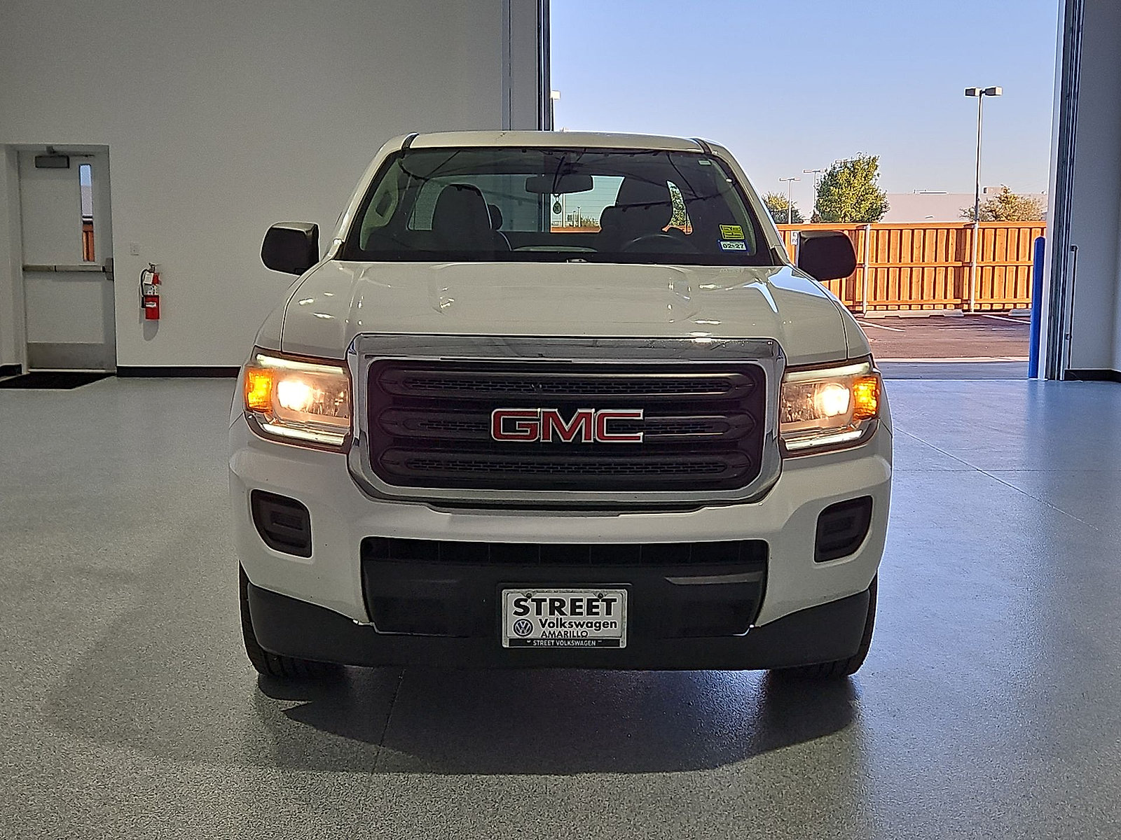 Used 2016 GMC Canyon W/T w/ Convenience Package RWD image 3