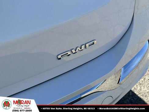Certified 2024 GMC Terrain Denali w/ Denali Premium Package AWD/4WD image 11
