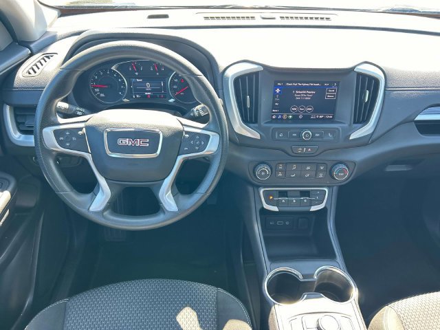 Used 2024 GMC Terrain SLE FWD image 13