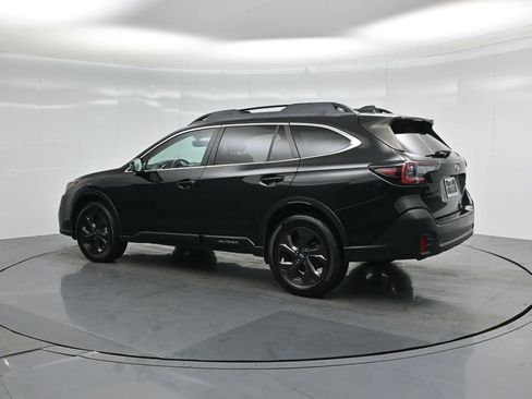 Used 2020 Subaru Outback Onyx Edition XT w/ Tech Package 2 image 7