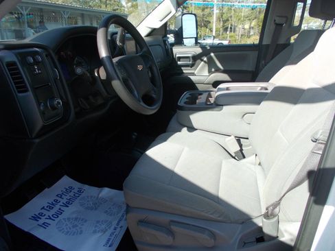 Used 2017 Chevrolet Silverado 1500 W/T w/ Trailering Package image 5