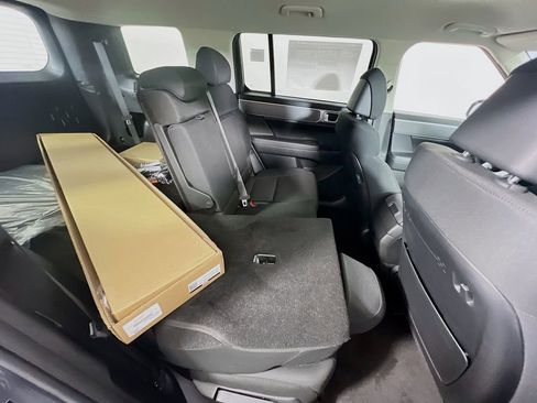 New 2026 Hyundai Santa Fe SE image 25