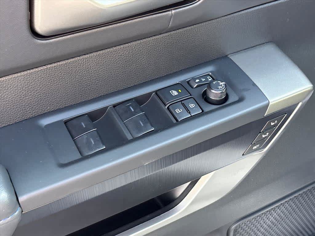 Used 2026 Toyota Sequoia Platinum AWD/4WD image 22