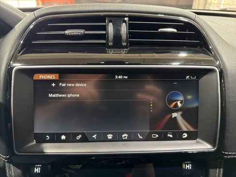 Used 2019 Jaguar F-PACE S image 27