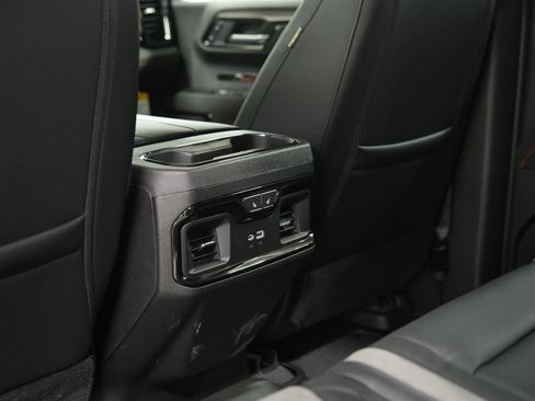 New 2026 GMC Sierra 1500 AT4 w/ AT4 Premium Package AWD/4WD image 26
