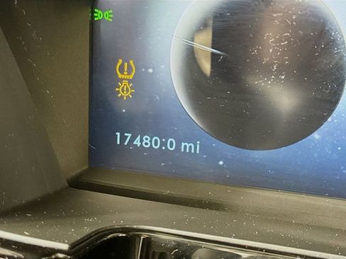 Used 2023 Lincoln Corsair Reserve w/ Equipment Group 201A image 12