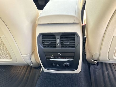 Used 2019 BMW 330i Sedan w/ Convenience Package RWD image 18