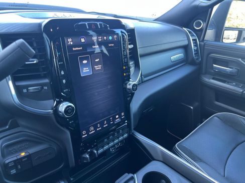 Used 2024 RAM 2500 Laramie w/ Night Edition AWD/4WD image 29