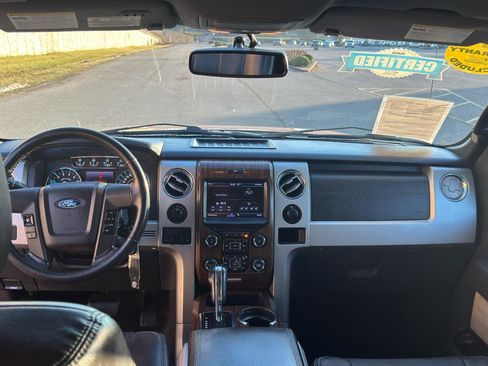 Used 2013 Ford F150 Lariat w/ Lariat Chrome Pkg image 24