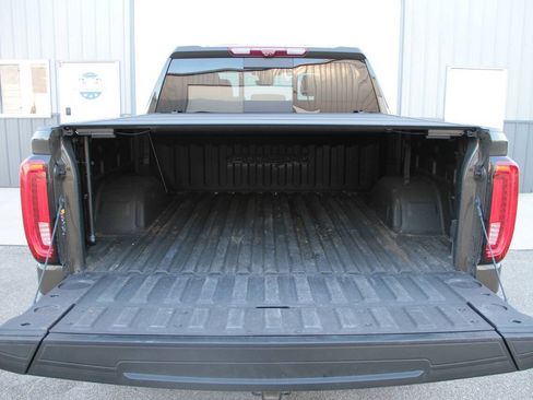 Used 2023 GMC Sierra 1500 AT4X AWD/4WD image 12