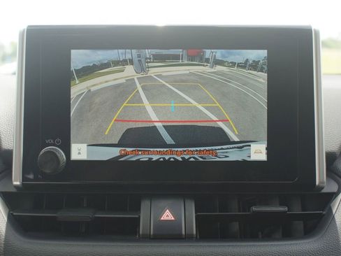 Certified 2025 Toyota RAV4 XLE AWD/4WD image 7