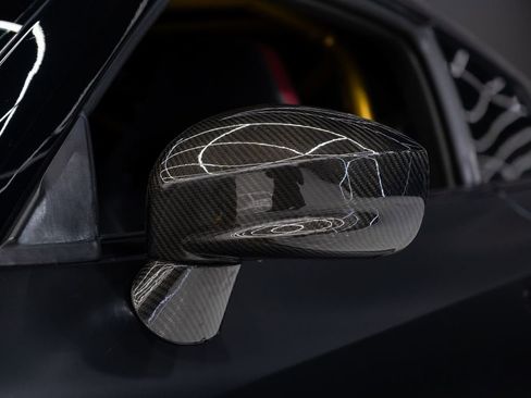 Used 2015 Nissan GT-R Black Edition image 27