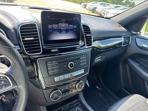 Used 2019 Mercedes-Benz GLS 450 4MATIC w/ Premium 1 Package image 29