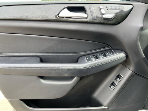 Used 2019 Mercedes-Benz GLS 450 4MATIC image 14