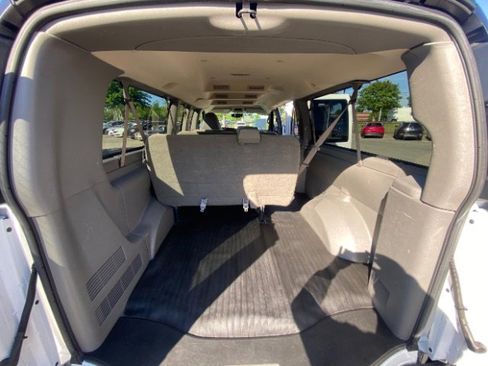 Used 2013 Chevrolet Express 3500 LS w/ Power Package RWD image 10