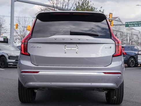 New 2026 Volvo XC90 B6 Plus w/ Protection Package Premier image 6