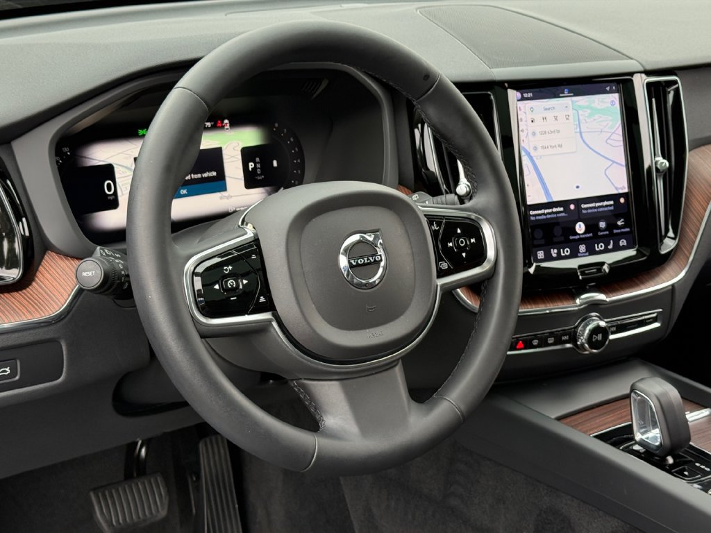 Certified 2023 Volvo XC60 B5 Plus w/ Climate Package AWD/4WD image 20