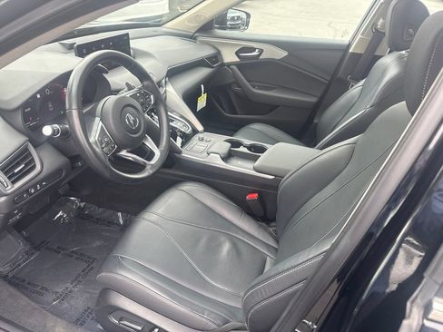 Certified 2025 Acura TLX w/ Technology Package FWD image 33