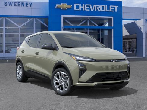 New 2027 Chevrolet Bolt LT FWD image 7