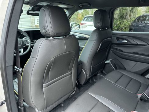 New 2026 Chevrolet TrailBlazer ACTIV w/ Convenience Package FWD image 16