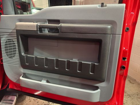 Used 2016 Ford F250 XLT w/ XLT Value Package image 21