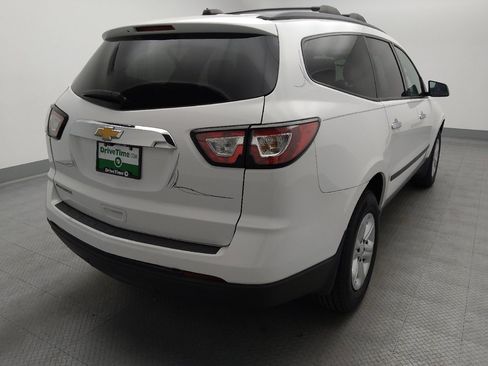 Used 2017 Chevrolet Traverse LS FWD image 7