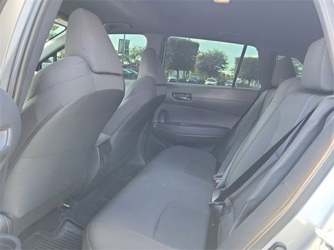 Used 2024 Toyota Corolla Cross SE image 14