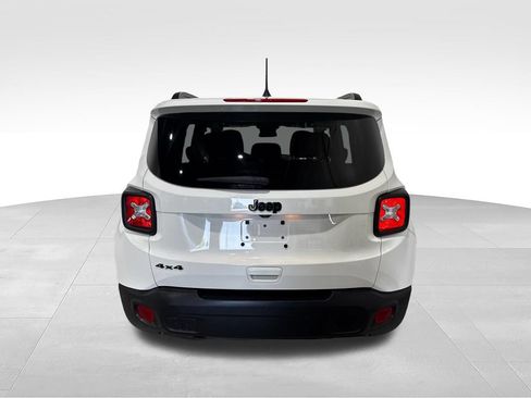 Used 2023 Jeep Renegade Altitude AWD/4WD image 26