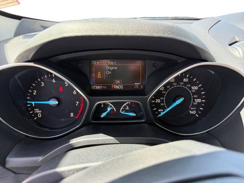Used 2017 Ford Escape Titanium w/ Equipment Group 301A AWD/4WD image 11